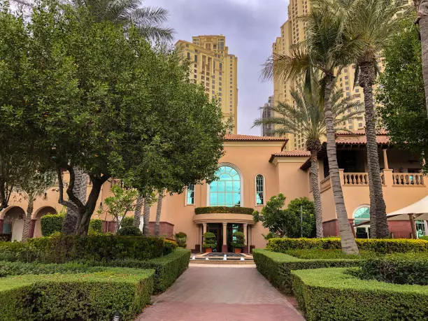 Best Luxury Hotels in Dubai: The Ritz Carlton Dubai