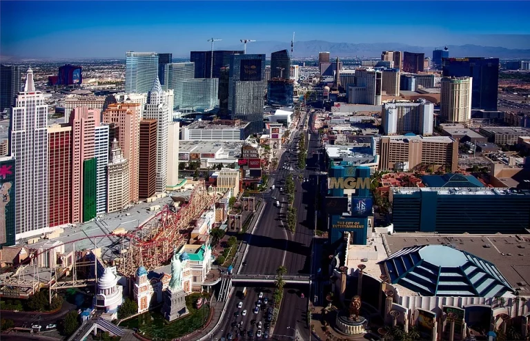 Top 10 Luxury Hotels In Las Vegas